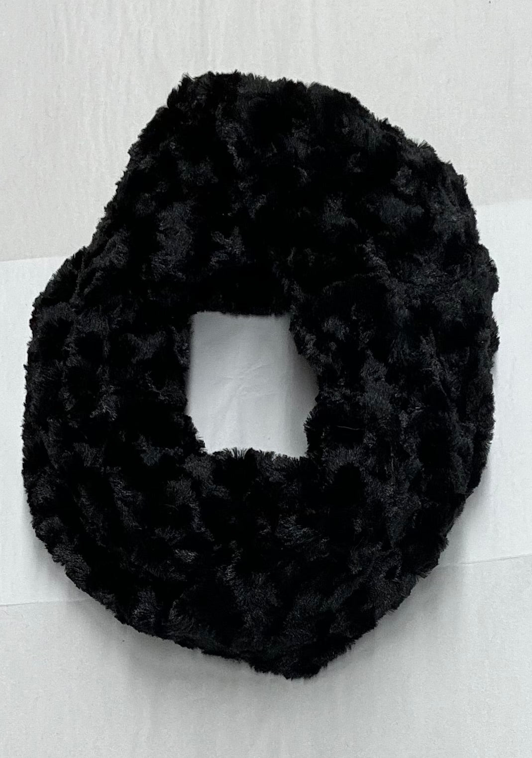 Black Crush Infinity Scarf